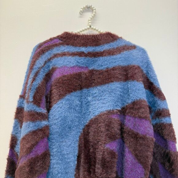 Louna sweater Large - Picture 10 of 11